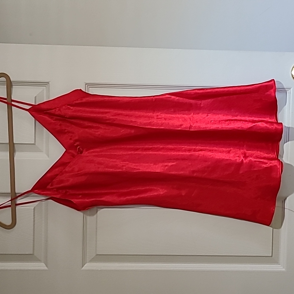L.A. Intimates. Rose Red satin-sheen nylon/poly chemise w camisole straps.  M.